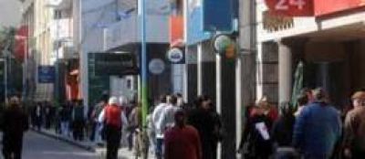 Tucum�n tiene sus Fari�a y Elaskar: peligran cuevas con v�nculos pol�ticos