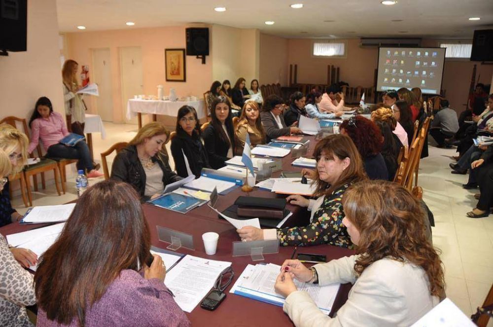 Sesion el Consejo Provincial de Niez Adolescencia y Familia