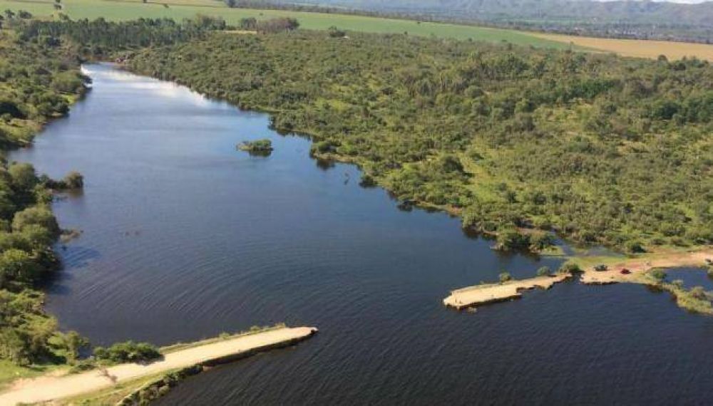 Miles de hect�reas siguen bajo el agua