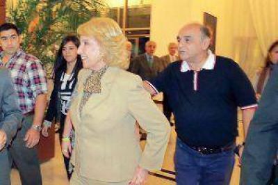 Llegaron Mirtha y Leo Dan: todo listo para el inicio de la temporada Las Termas 2014