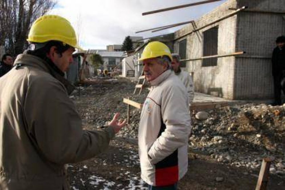 Saiz recorri� obras