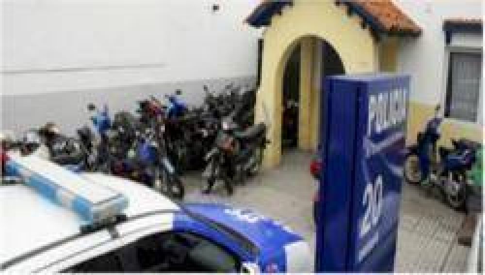 Requisaron dependencias de la polic�a en Rosario