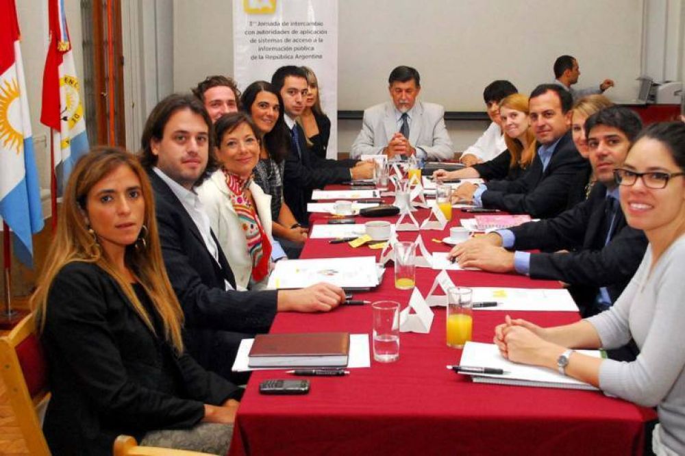 Santa Fe particip� de la constituci�n de la Red Federal de Acceso a la Informaci�n P�blica