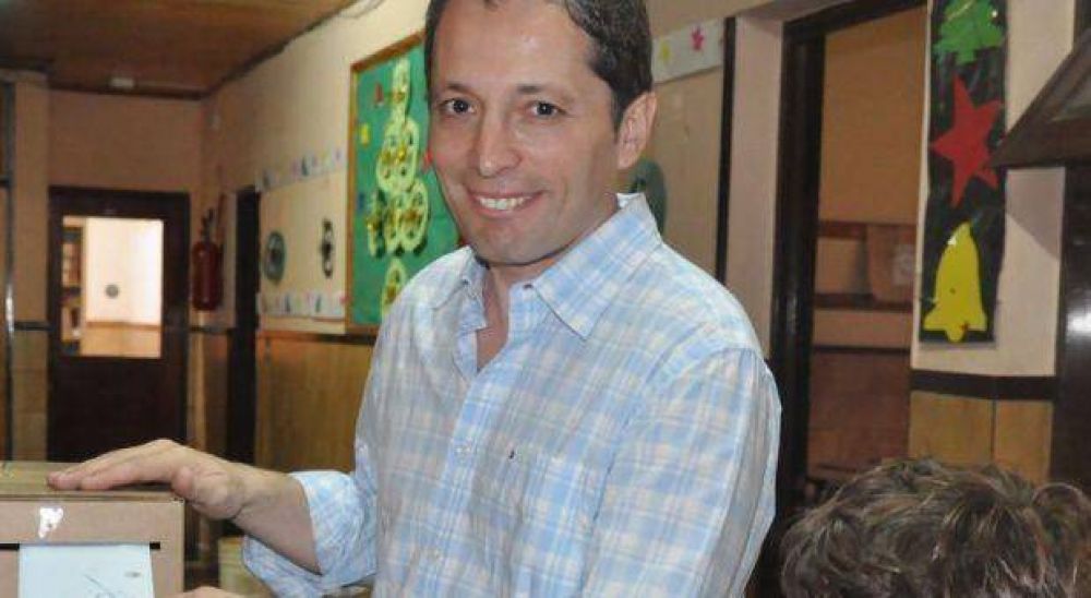 Gray encendi� las alarmas en la Tercera, donde �por ahora� no lo ven en el massismo