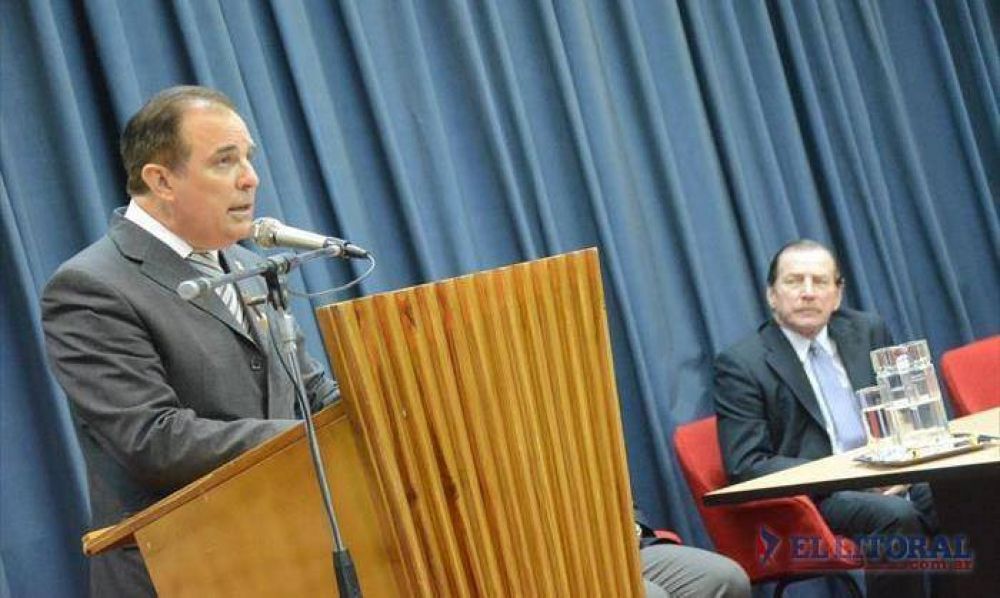 Reelecto, Rosende asumi� al frente de Odontolog�a