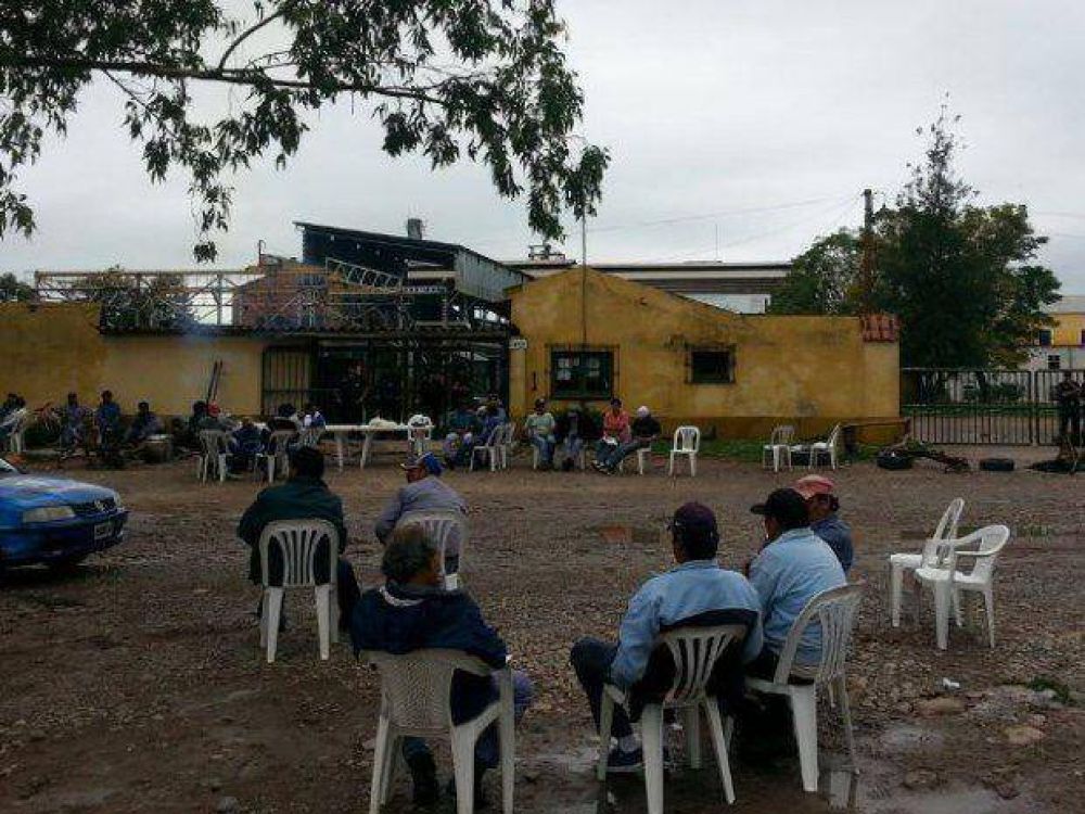 La Uni�n de Ca�eros ofrecen mediar en el conflicto del San Isidro