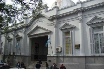 Tambi�n cay� la sesi�n del Senado