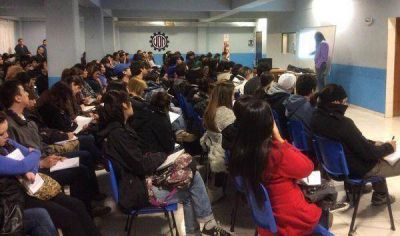 La Municipalidad de Ushuaia capacita a m�s de 250 operarios fabriles
