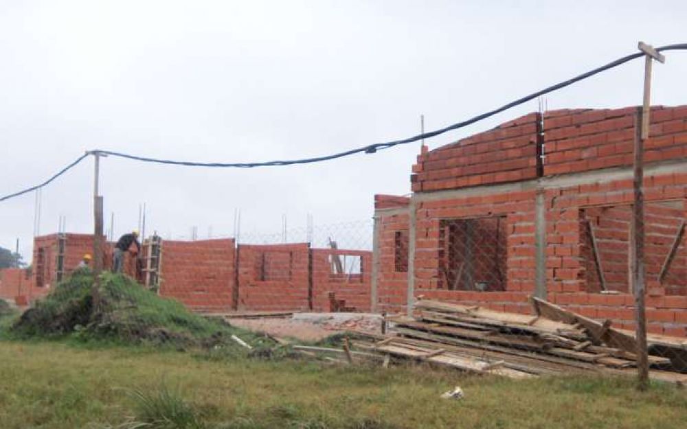 M�s de 220 familias tendr�n su casa en Villa Industrial y San Isidro