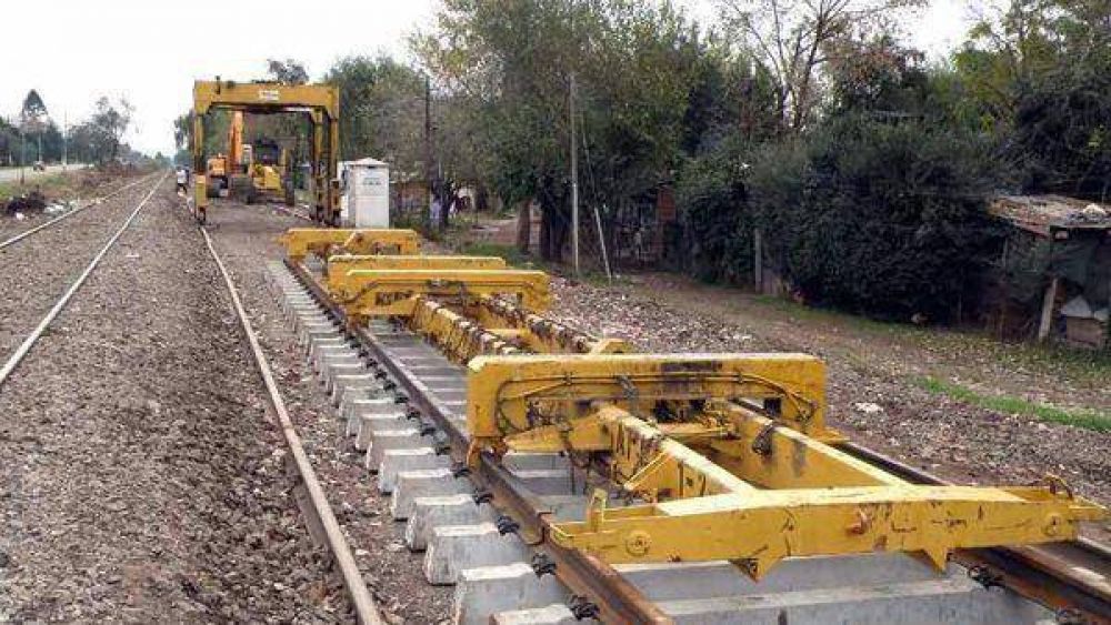 La renovaci�n de las v�as del corredor Retiro-Rosario est� pasando por Escobar