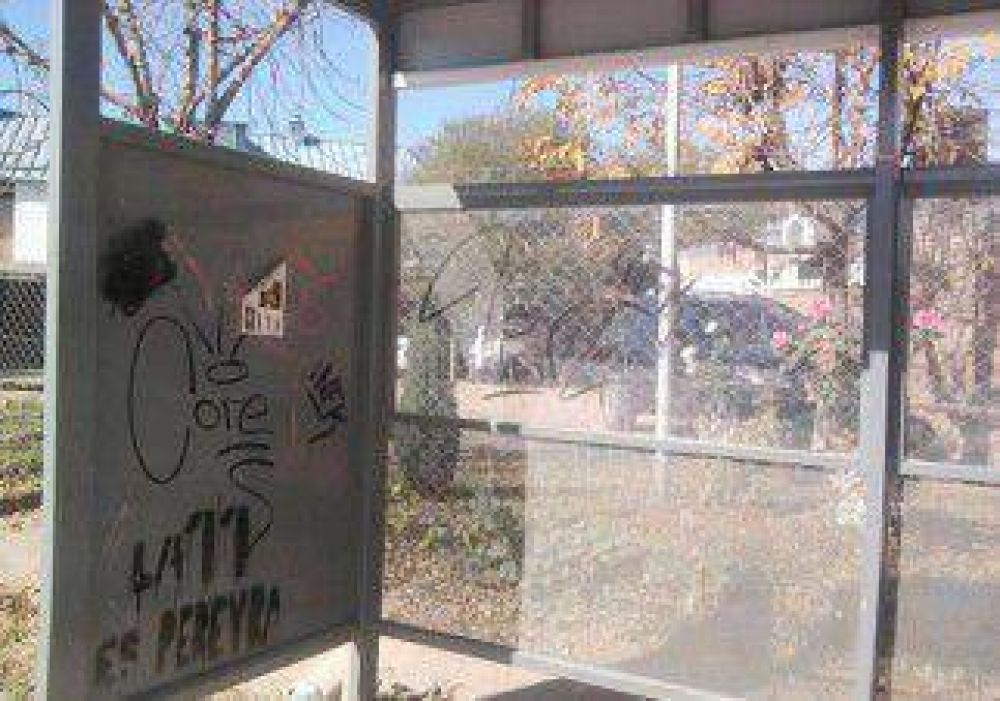 El 60 por ciento de las garitas son blanco del vandalismo 