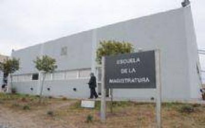 La Comisi�n Nacional de Energ�a At�mica verificar� los paneles solares de la Magistratura de Salta