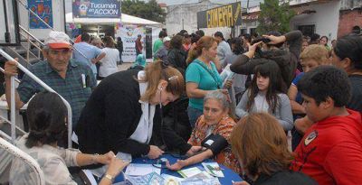 Tucum�n en Acci�n: el Gobierno lleva servicios a los barrios por solo dos d�as