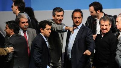 Congreso del PJ: para Scioli, �hoy es el primer gran paso para el triunfo en 2015�