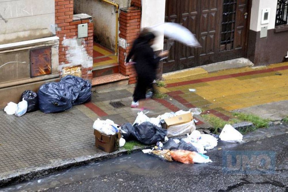 Por ordenanza, en Paran� quieren evitar que las huelgas afecten servicios