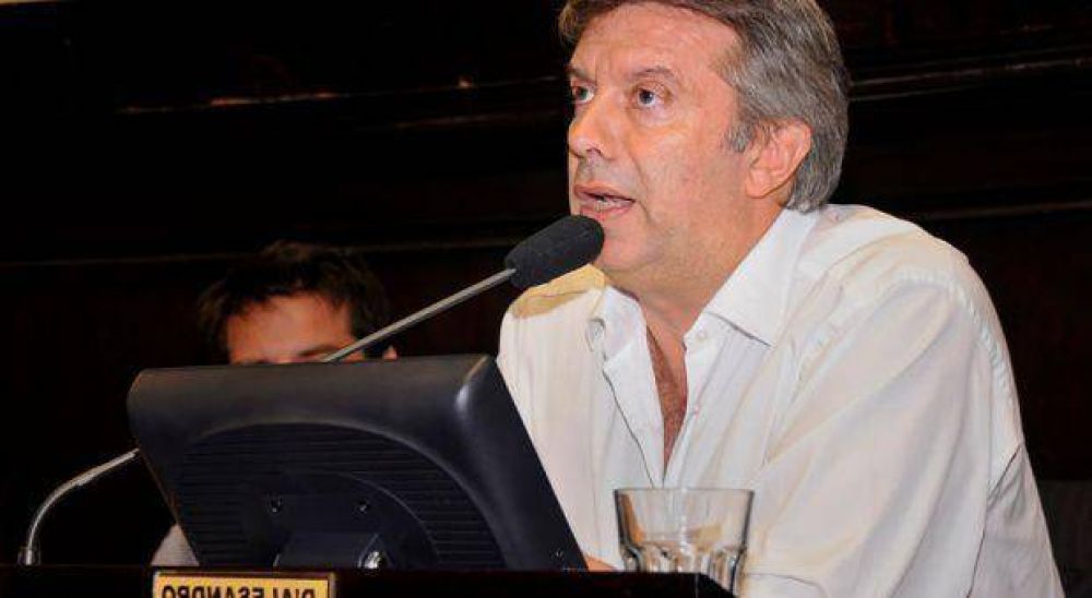 D'Alessandro impulsa regularizar el pago a las bibliotecas populares
