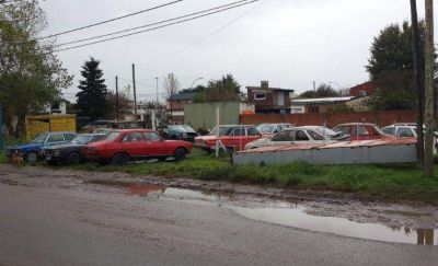 Compra venta trucha y autos robados