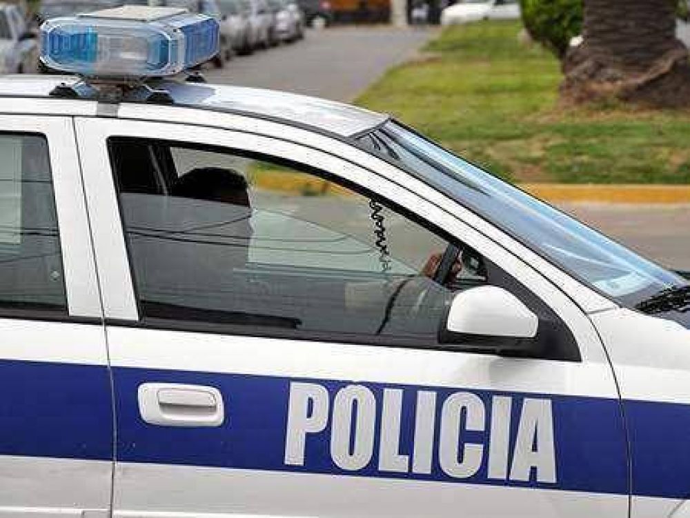 Detuvieron a cuatro j�venes delincuentes, uno de ellos menor, tras un raid delictivo