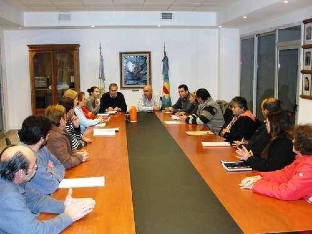 Echeverr�a coordin� acciones con fomentistas