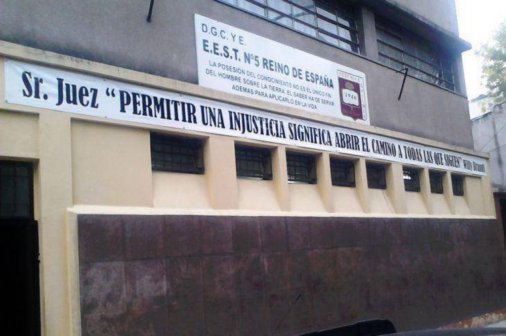 La Justicia avanza en la causa por terreno usurpado a la escuela Reino de Espaa en Quilmes