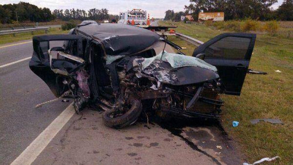 Castelli: un muerto y cuatro heridos en el km 178 de la Ruta 2 mano a Mar del Plata.