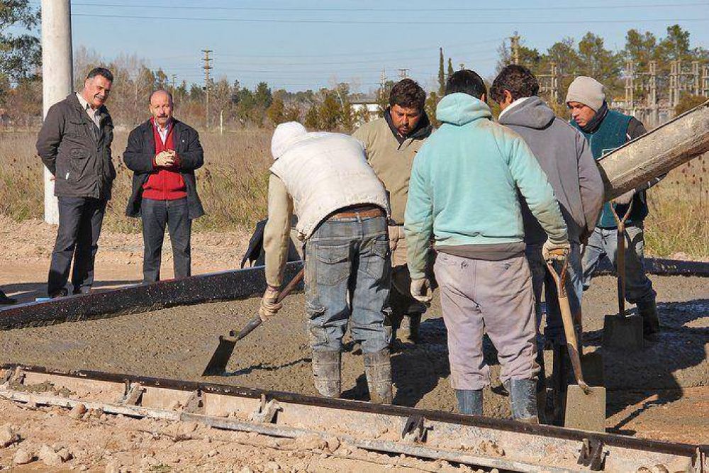 Contin�a a buen ritmo el Plan de pavimentaci�n de la gesti�n Inza
