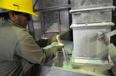 El PE eval�a acciones judiciales si se aprueba la �ley del mosto�