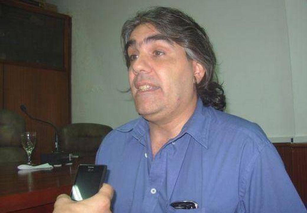 Germ�n Cervantes: �En 2013 CAMED obtuvo 9 millones de pesos que se descontaron del salario de los municipales�