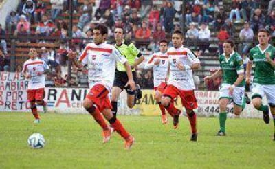 Douglas dej� pasar una chance para comenzar a olvidarse del descenso