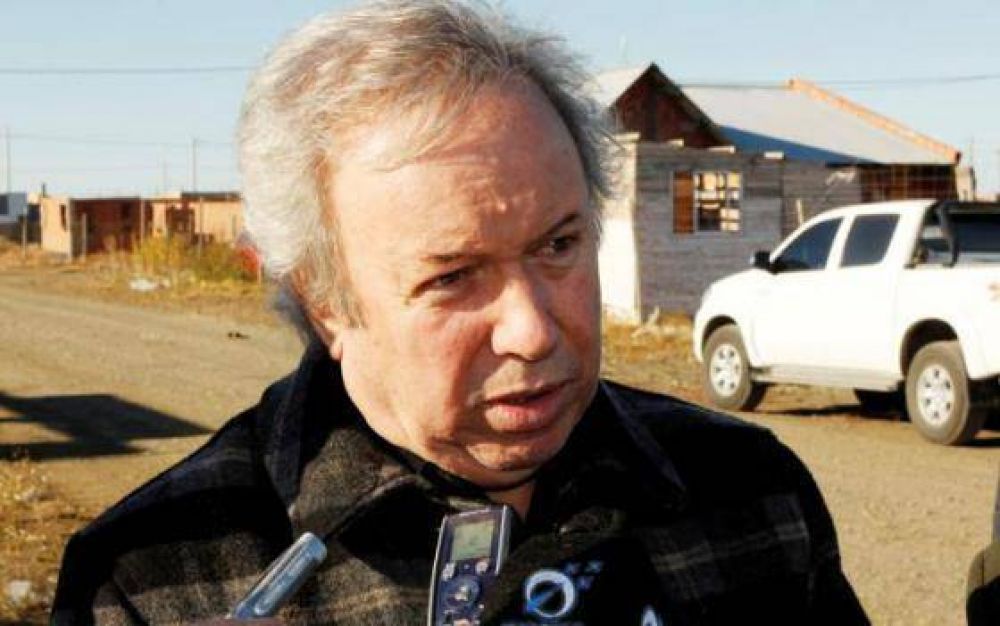 Peralta reclama a Naci�n el manejo de los fondos para asistencia a los municipios