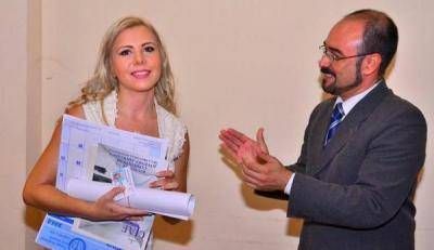 La secretaria privada del Procurador General que se lleva todas las miradas en el STJ