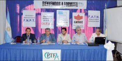Hist�rico encuentro de Colegios y Entidades t�cnicas en Formosa