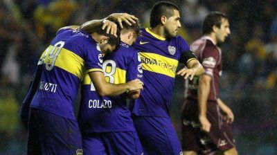 En lo que puede ser la 'despedida' de Riquelme, Boca derrot� a Lan�s