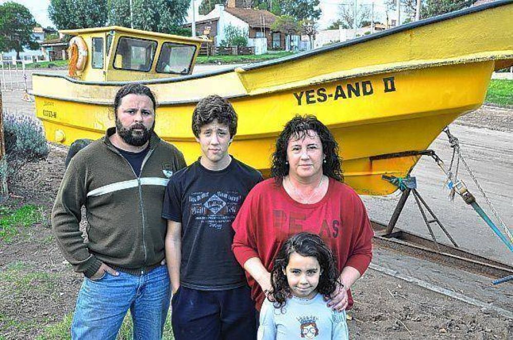 �La pesca de arrastre es la peor amenaza para nuestras familias�