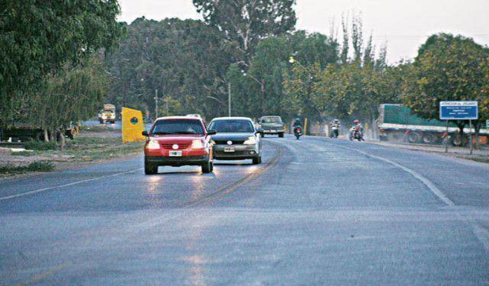 Comienzan a construir las d�rsenas y los refugios sobre la RN 20