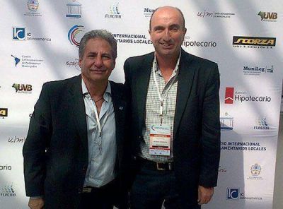  Eduardo Rodr�guez en Congreso Internacional de concejales