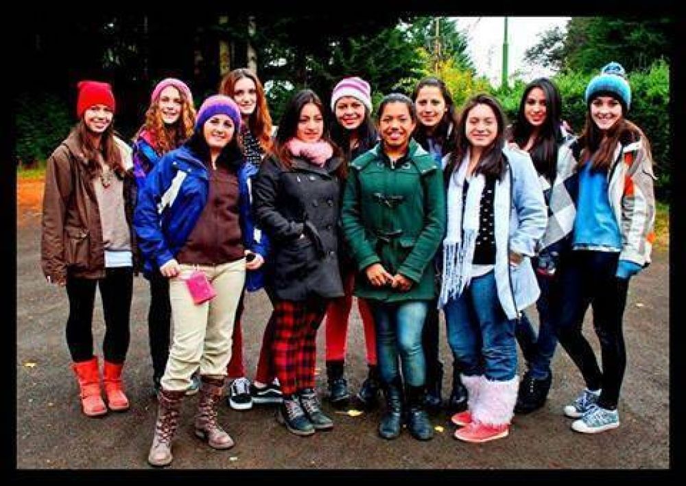 Las postulantes a Reina de Arrayanes se preparan para la Fiesta Aniversario