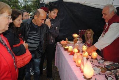 Buena cantidad de p�blico en la feria
