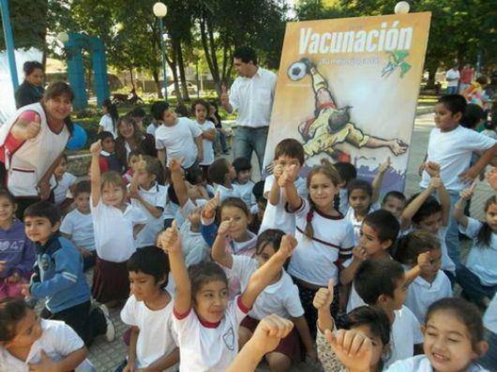 Semana de Vacunaci�n: doble jornada de trabajo en Fontana