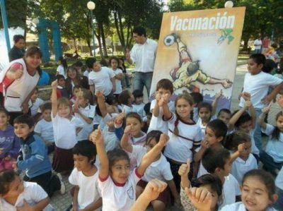 Semana de Vacunaci�n: doble jornada de trabajo en Fontana