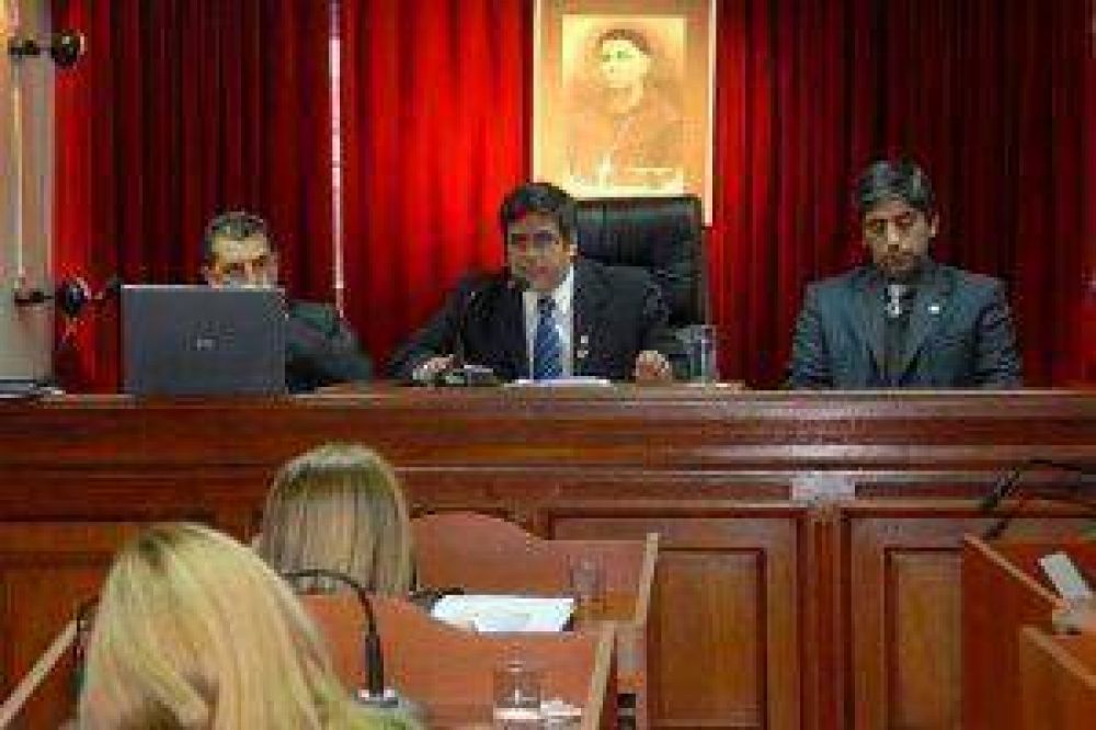 En Diputados dar�n de baja 177 l�neas telef�nicas corporativas