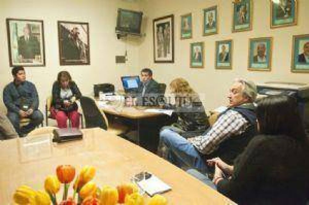 Interna radical: habr� impugnaciones contra los candidatos de las dos alianzas