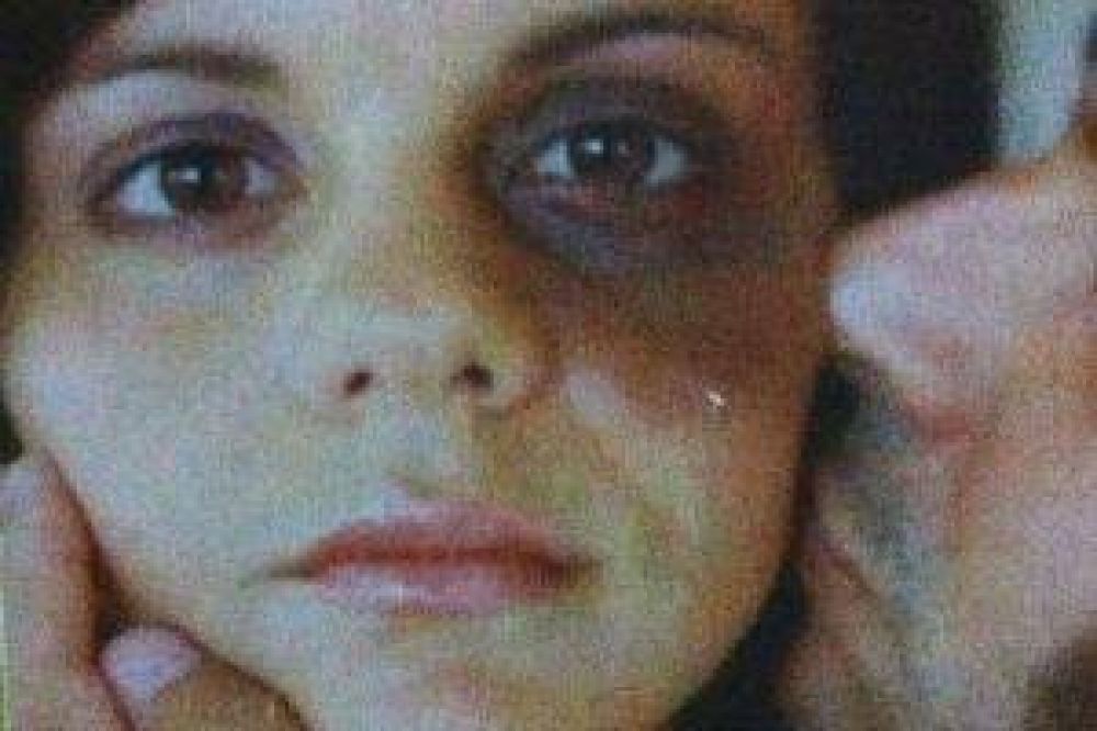En Santiago se reciben tres denuncias diarias por violencia de g�nero