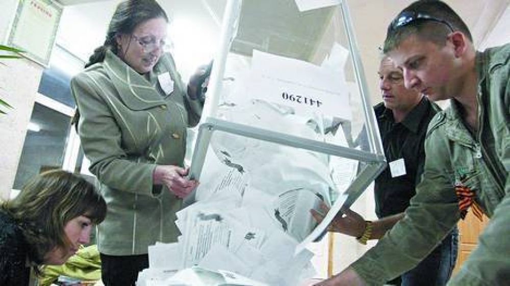 Amplio triunfo separatista en un pol�mico refer�ndum en Ucrania