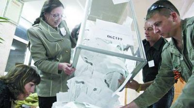 Amplio triunfo separatista en un pol�mico refer�ndum en Ucrania