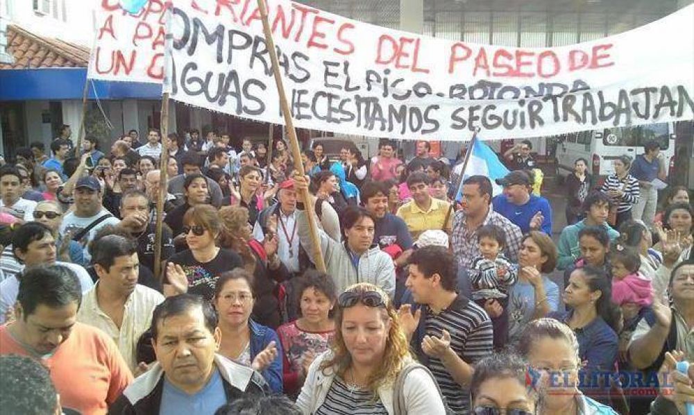 Puesteros marcharon contra la inclusi�n al monotributo