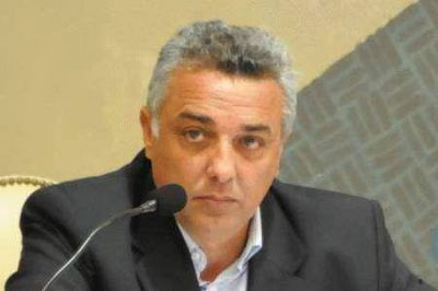 Zamora: �Que Scioli, Nora de Luc�a y AySA expliquen porqu� 500 chicos de Rinc�n no tienen clases�