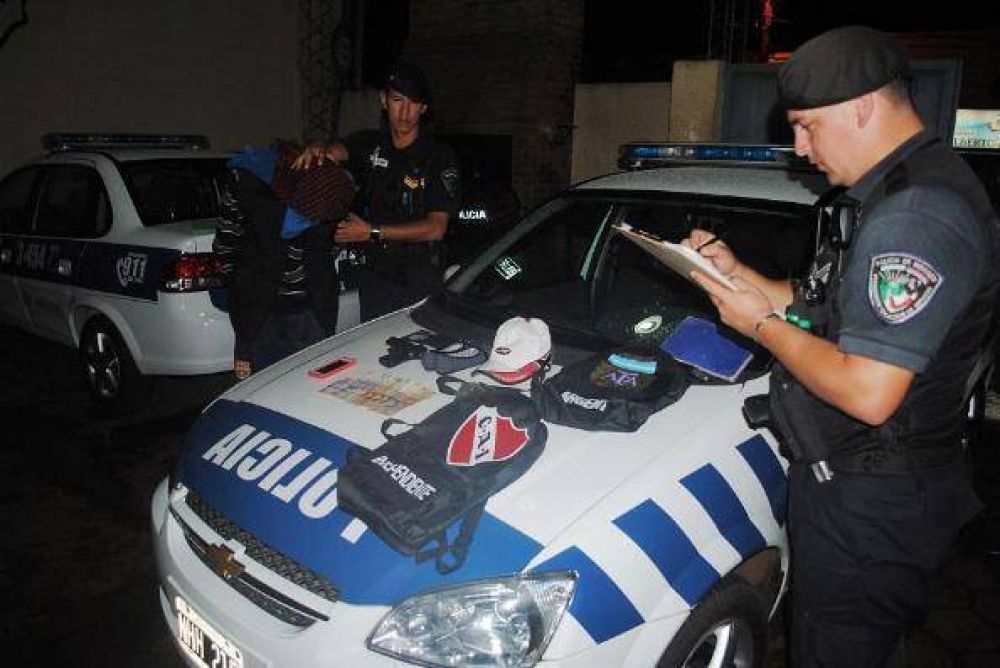 Rob� una farmacia y a una persona con un arma de juguete