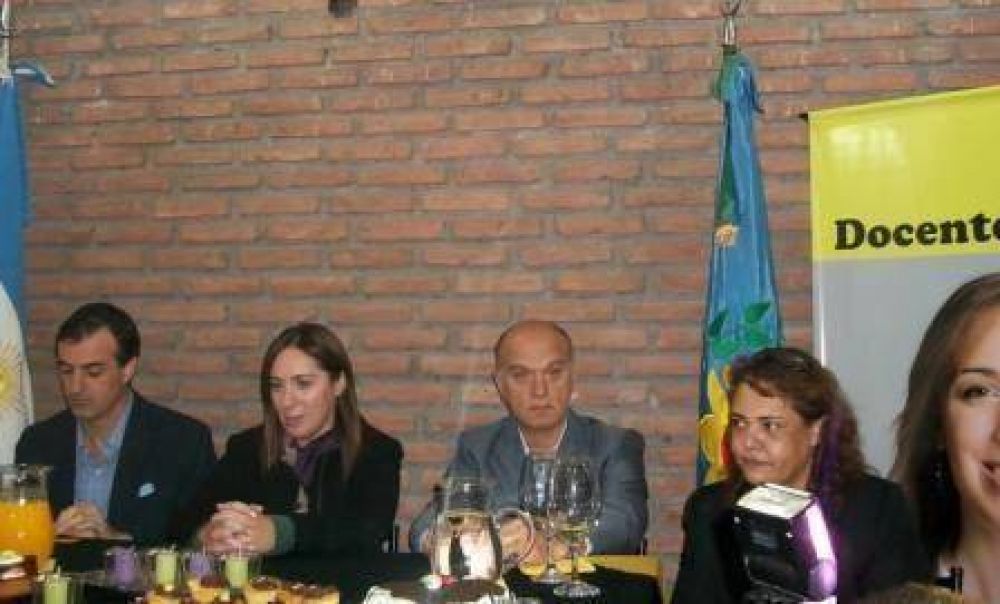 Vidal inaugur� la casa de los Docentes PRO