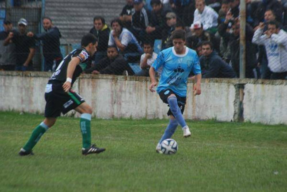 Defensores agoniza, pero a�n respira
